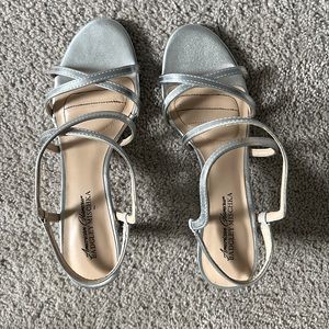 Silver heels size 7.5